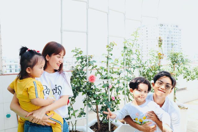 Nhà Phan Hiển - Khánh Thi có vườn cây tiền tỷ, nhiều cây đột biến “đếm lá tính tiền”